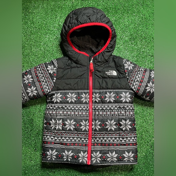 The North Face Jackets & Coats The North Face Toddler Reversible